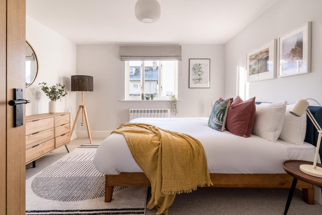 No. 5 The Court-With Free Parking Apartment Windermere Exterior photo
